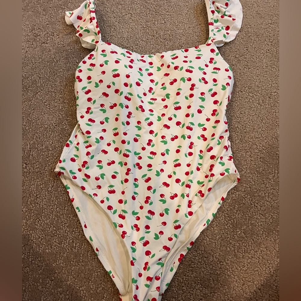 Women’s one piece bathing suit S